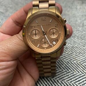 Pre❤️Women Michael Kors Rose Gold Chronograph Watch-Negotiable Conditio: Good